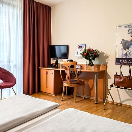 บูเลอวาร์ด โฮเต็ล อัลชตัดท์ ชเวริน Hotel ชเวียรีน ภายนอก รูปภาพ